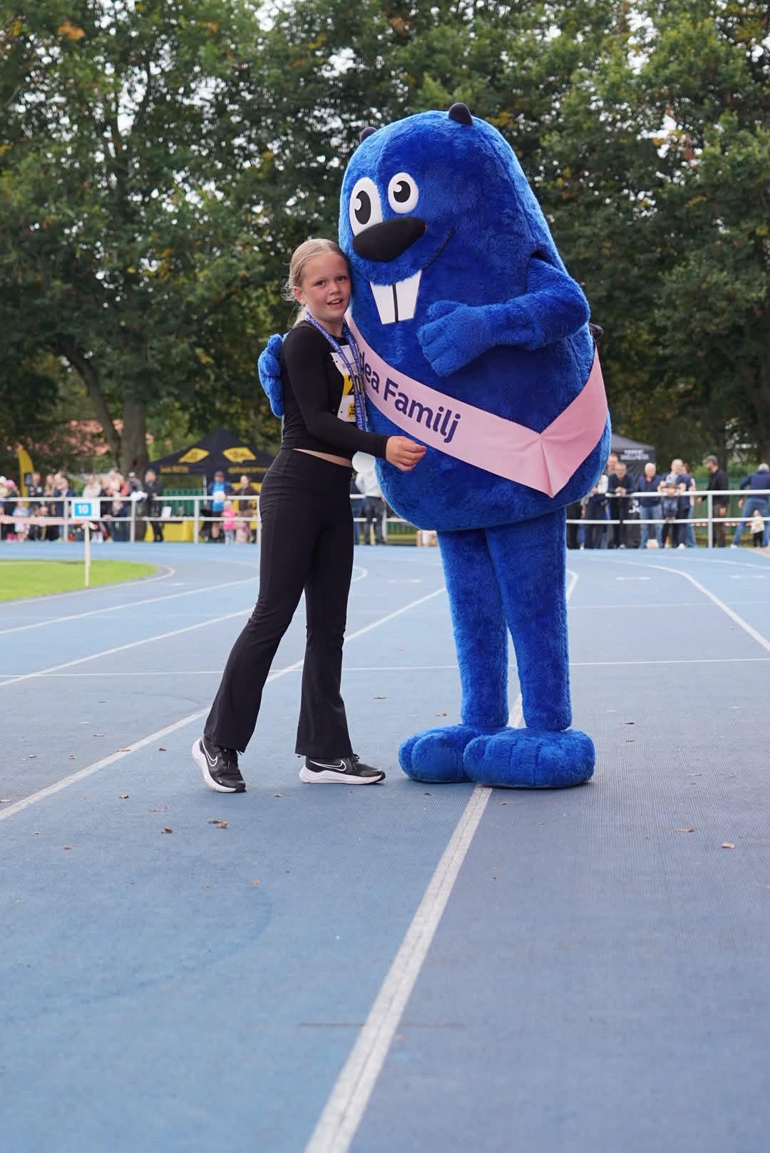 Maskot på plats!